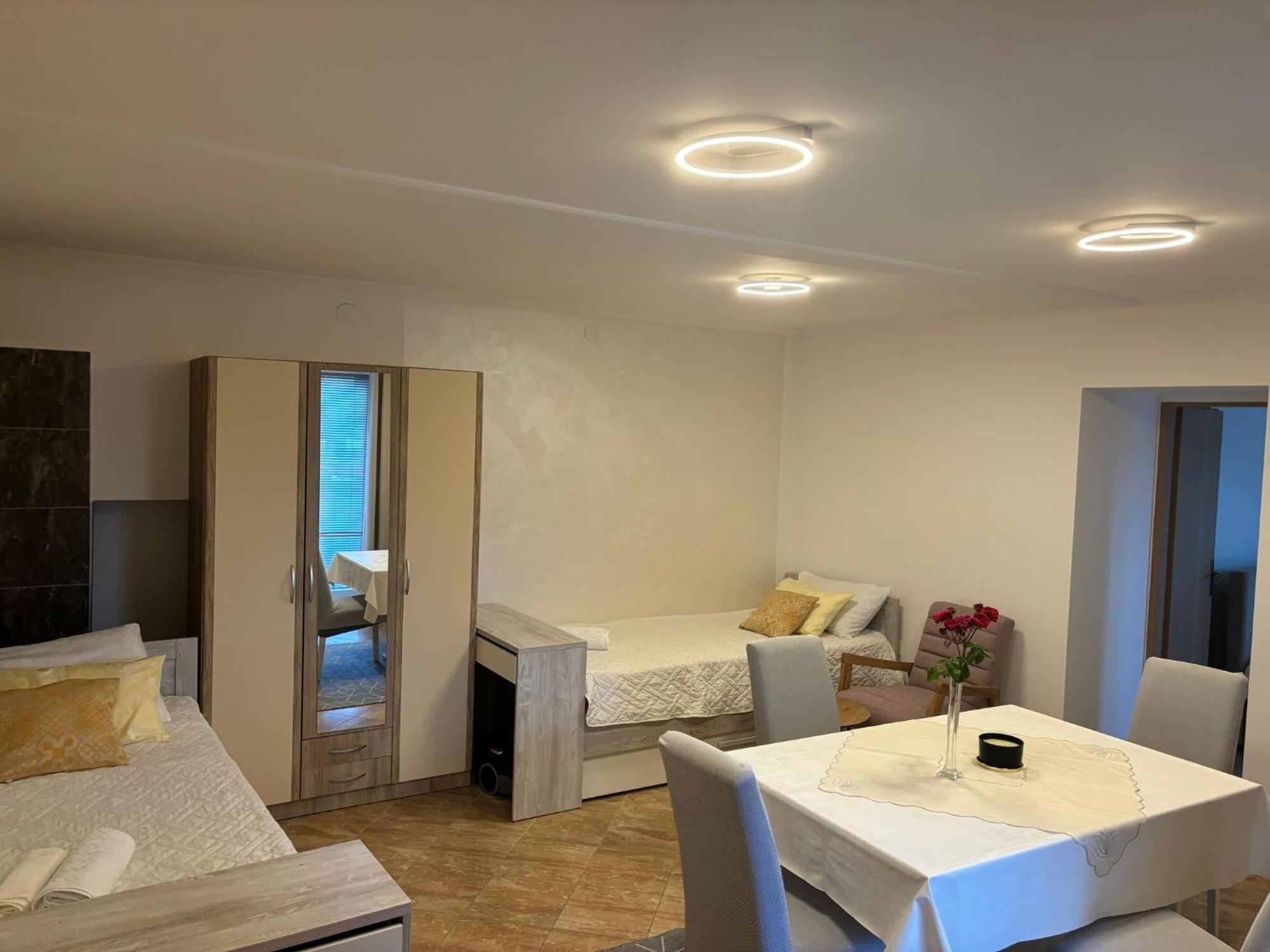 Apartment & Studio Vrdoljak Sveti Anton  Extérieur photo