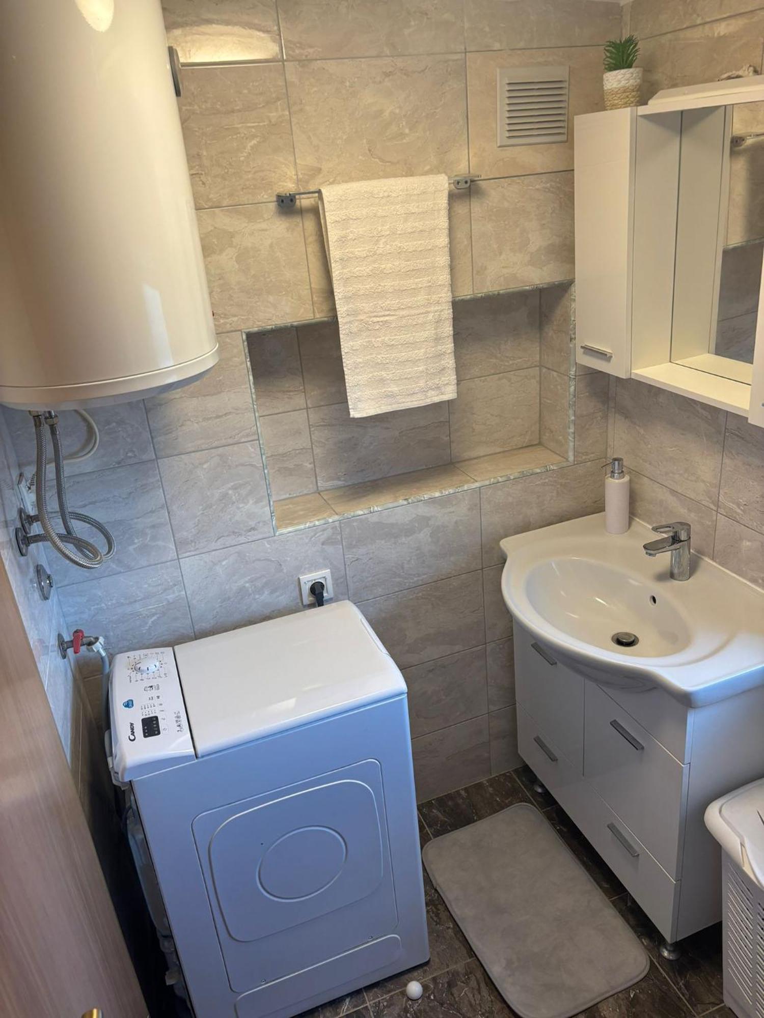 Apartment & Studio Vrdoljak Sveti Anton  Extérieur photo